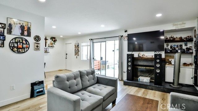 1078 Border Avenue, Corona, CA 92882