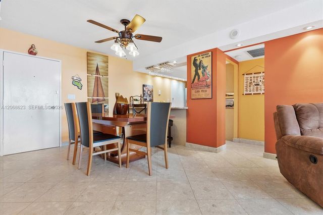 5555 Collins Avenue 10K, Miami Beach, FL 33140