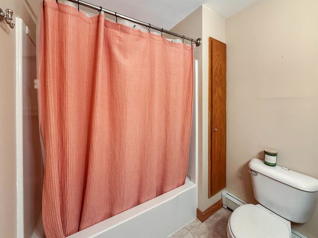 2012 Ida Mae Ct, Minot, ND 58703