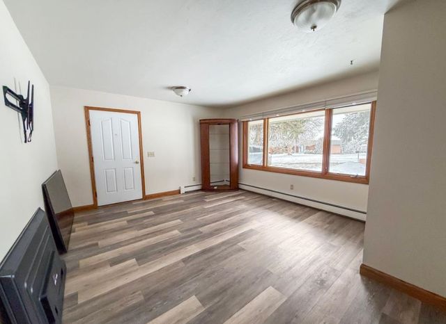 2012 Ida Mae Ct, Minot, ND 58703