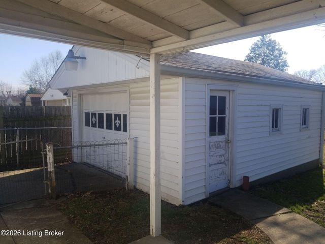 4828 Warbler Way, Lynnview, KY 40213