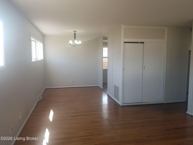 4828 Warbler Way, Lynnview, KY 40213