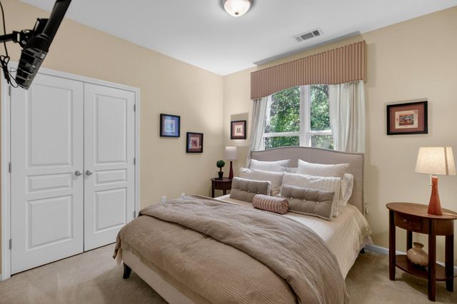 300 Bucksley Lane Unit 302, Charleston, SC 29492