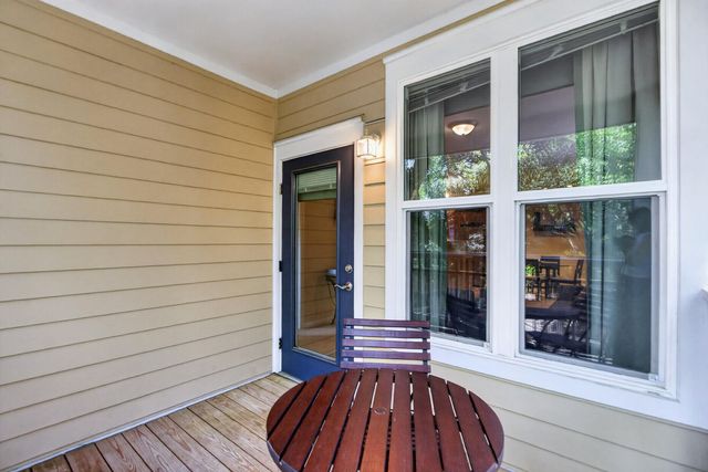 300 Bucksley Lane Unit 302, Charleston, SC 29492
