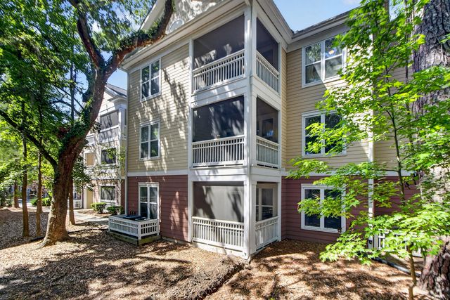 300 Bucksley Lane Unit 302, Charleston, SC 29492