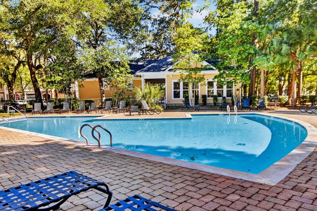 300 Bucksley Lane Unit 302, Charleston, SC 29492