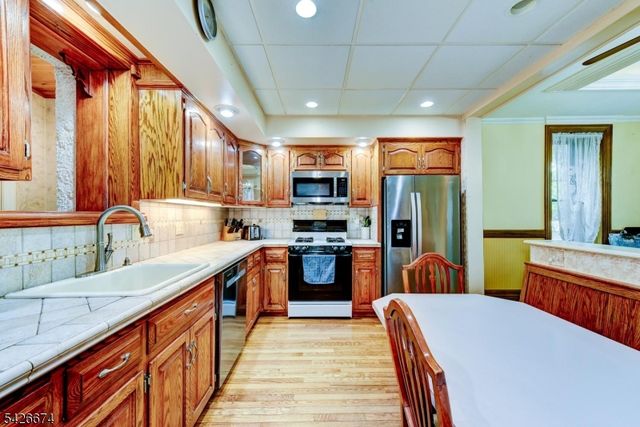 273 French Hill Rd, Wayne Twp., NJ 07470