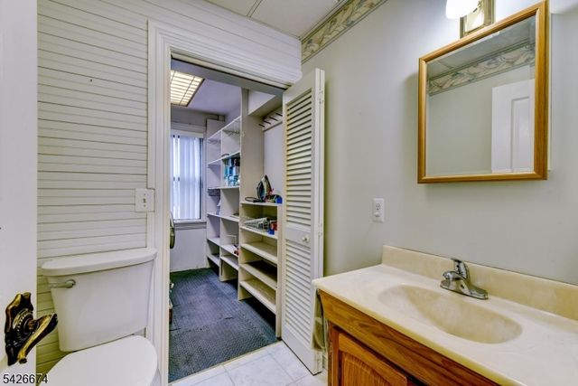 273 French Hill Rd, Wayne Twp., NJ 07470