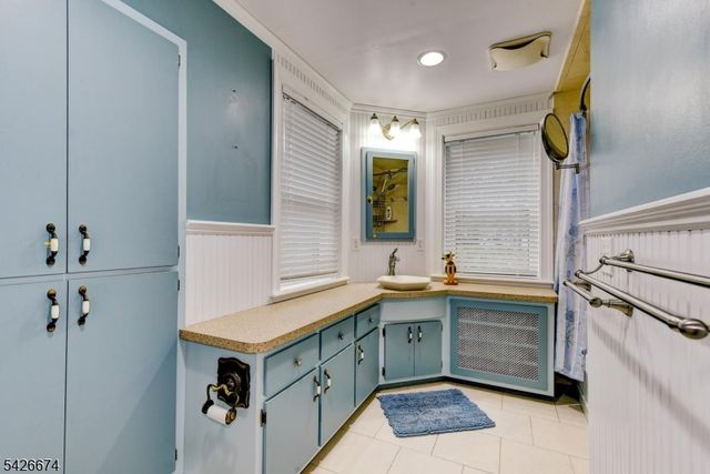 273 French Hill Rd, Wayne Twp., NJ 07470