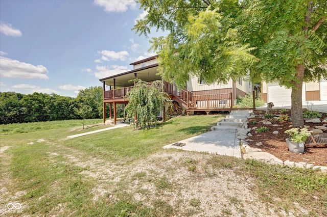 7863 Moore Road, Gosport, IN 47433