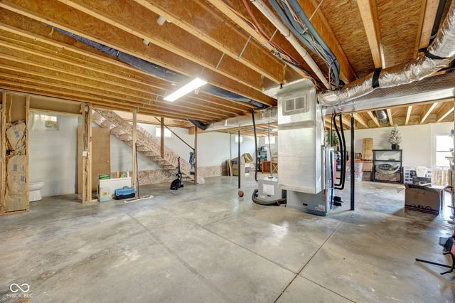 7863 Moore Road, Gosport, IN 47433