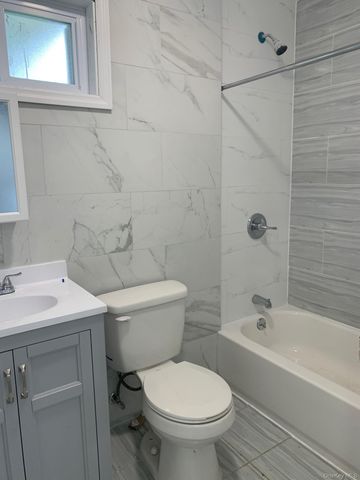 423 S 7th Avenue, Mount Vernon, NY 10550