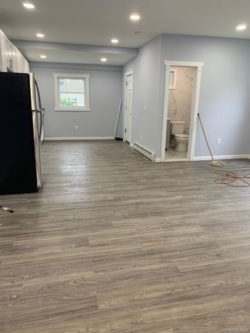 423 S 7th Avenue, Mount Vernon, NY 10550