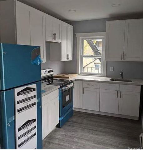 423 S 7th Avenue, Mount Vernon, NY 10550