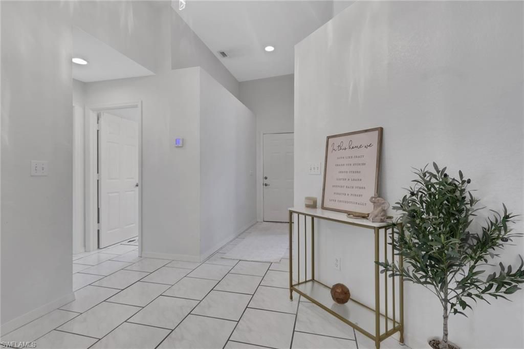 1835 Crown Pointe BLVD, NAPLES, FL 34112 — photo 2