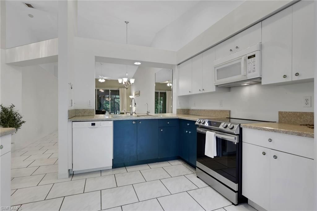1835 Crown Pointe BLVD, NAPLES, FL 34112 — photo 4