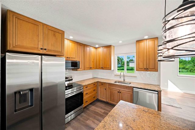 7321 BOLTEN LANE, Port Charlotte, FL 33981