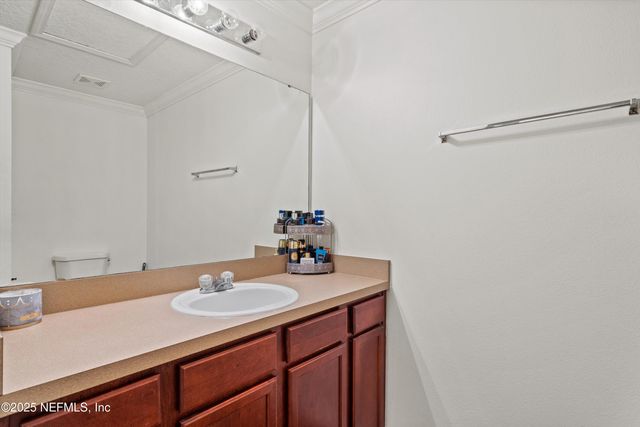 5260 COLLINS Road, 1102, Jacksonville, FL 32244