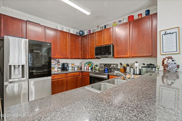 5260 COLLINS Road, 1102, Jacksonville, FL 32244