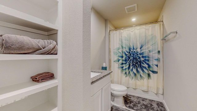 6690 Highpoint Avenue, Beaumont, TX 77708