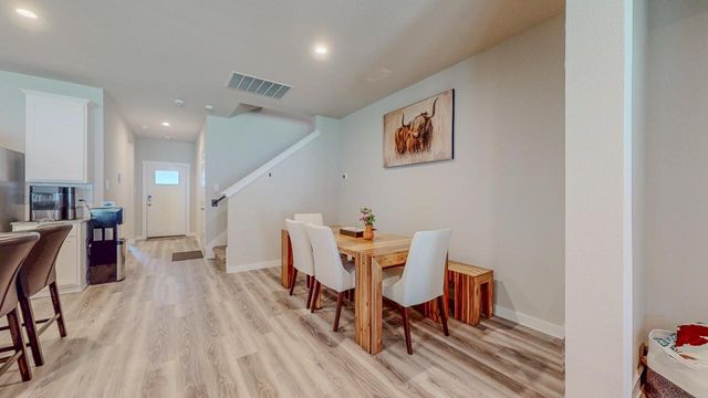 6690 Highpoint Avenue, Beaumont, TX 77708