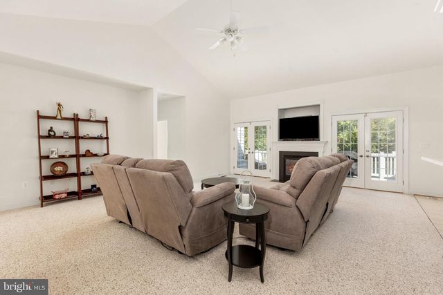 444 GENTLE BREEZE CIR, Fredericksburg, VA 22406