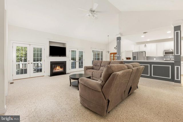 444 GENTLE BREEZE CIR, Fredericksburg, VA 22406