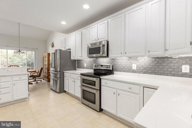 444 GENTLE BREEZE CIR, Fredericksburg, VA 22406