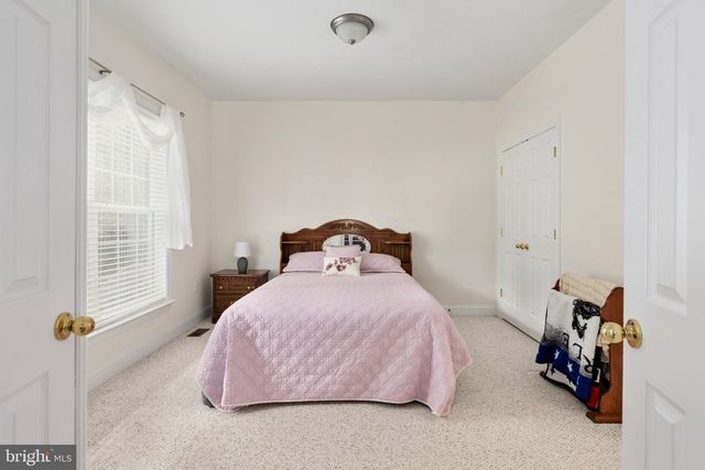 444 GENTLE BREEZE CIR, Fredericksburg, VA 22406