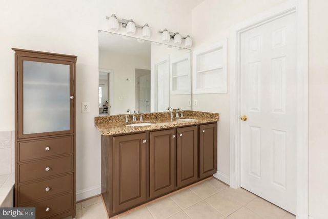 444 GENTLE BREEZE CIR, Fredericksburg, VA 22406