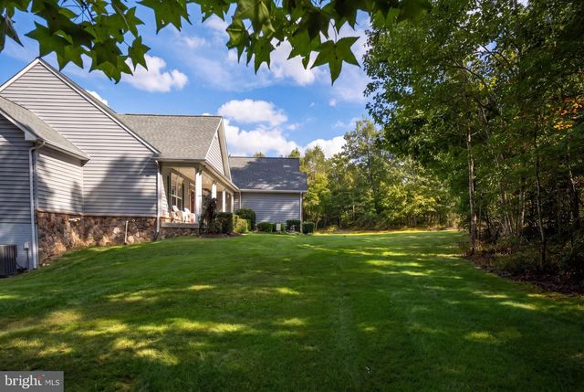 444 GENTLE BREEZE CIR, Fredericksburg, VA 22406