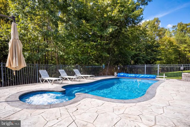 444 GENTLE BREEZE CIR, Fredericksburg, VA 22406