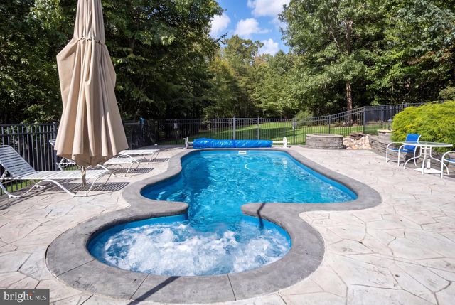 444 GENTLE BREEZE CIR, Fredericksburg, VA 22406