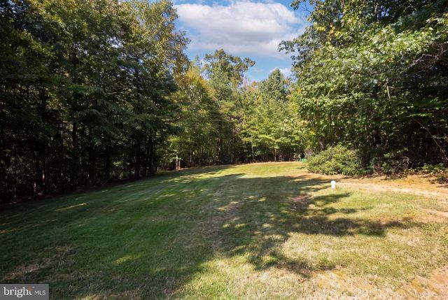 444 GENTLE BREEZE CIR, Fredericksburg, VA 22406