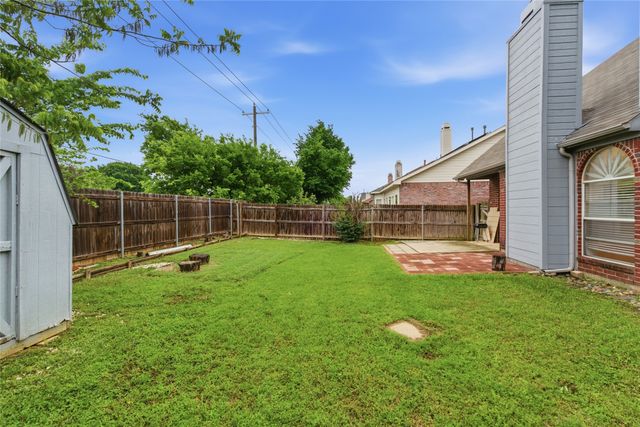 12917 Honey Locust Circle, Fort Worth, TX 76040