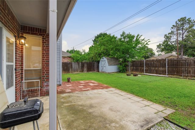 12917 Honey Locust Circle, Fort Worth, TX 76040