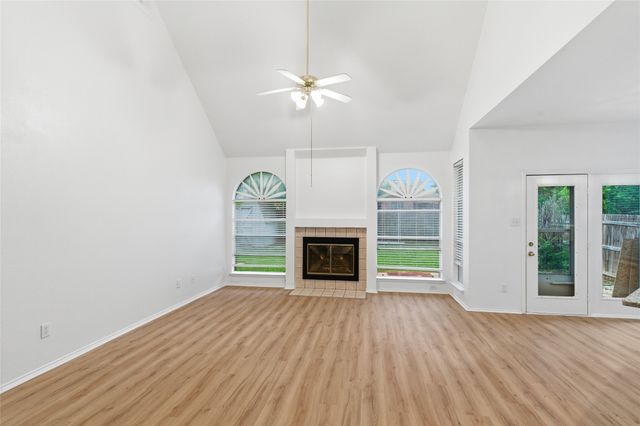 12917 Honey Locust Circle, Fort Worth, TX 76040