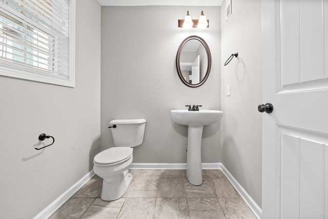 1217 Gentry Dr, Clarksville, TN 37043