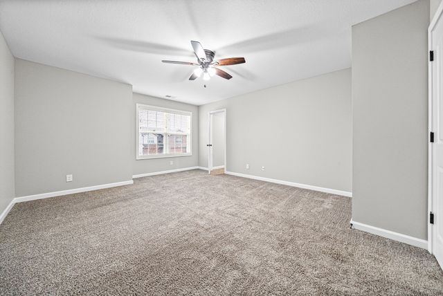 1217 Gentry Dr, Clarksville, TN 37043