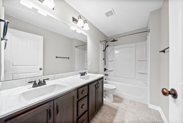 1217 Gentry Dr, Clarksville, TN 37043