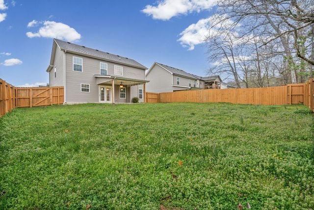 1217 Gentry Dr, Clarksville, TN 37043