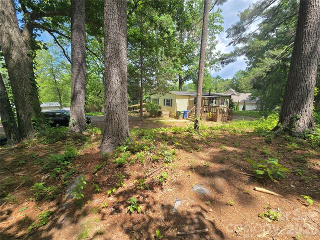 63 Sunnybrook Lane, Fletcher, NC 28732