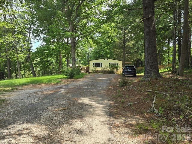 63 Sunnybrook Lane, Fletcher, NC 28732