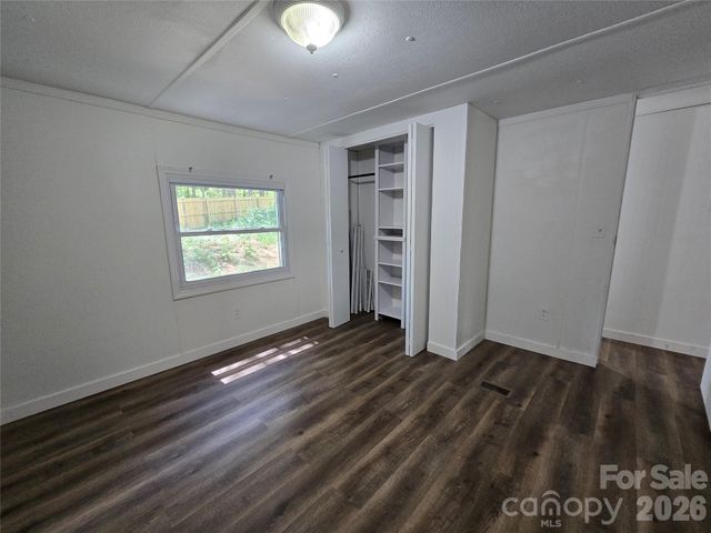 63 Sunnybrook Lane, Fletcher, NC 28732
