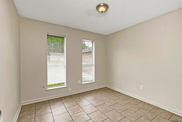 14004 Poydras Ave, Baton Rouge, LA 70810