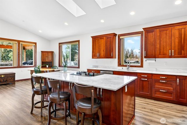 25218 SE 240th Street, Maple Valley, WA 98038