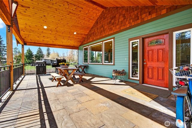 25218 SE 240th Street, Maple Valley, WA 98038