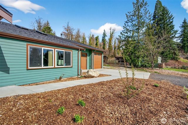 25218 SE 240th Street, Maple Valley, WA 98038