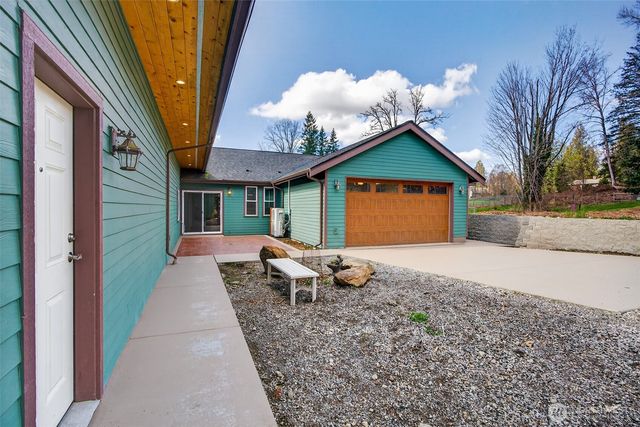 25218 SE 240th Street, Maple Valley, WA 98038