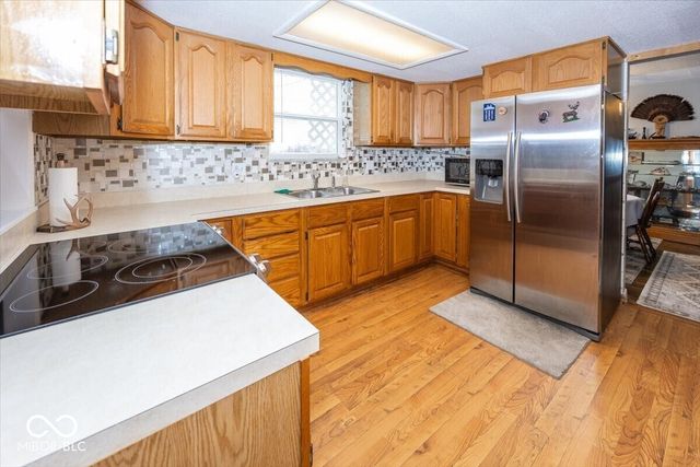 657 W Brookville Road, Fountaintown, IN 46130